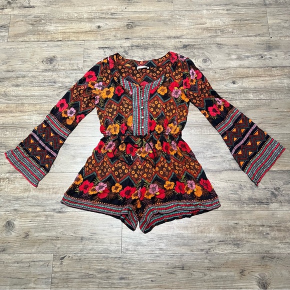 Altar’d State Floral Geometric Boho Long Sleeve Romper Jumpsuit Size Small - Picture 9 of 16